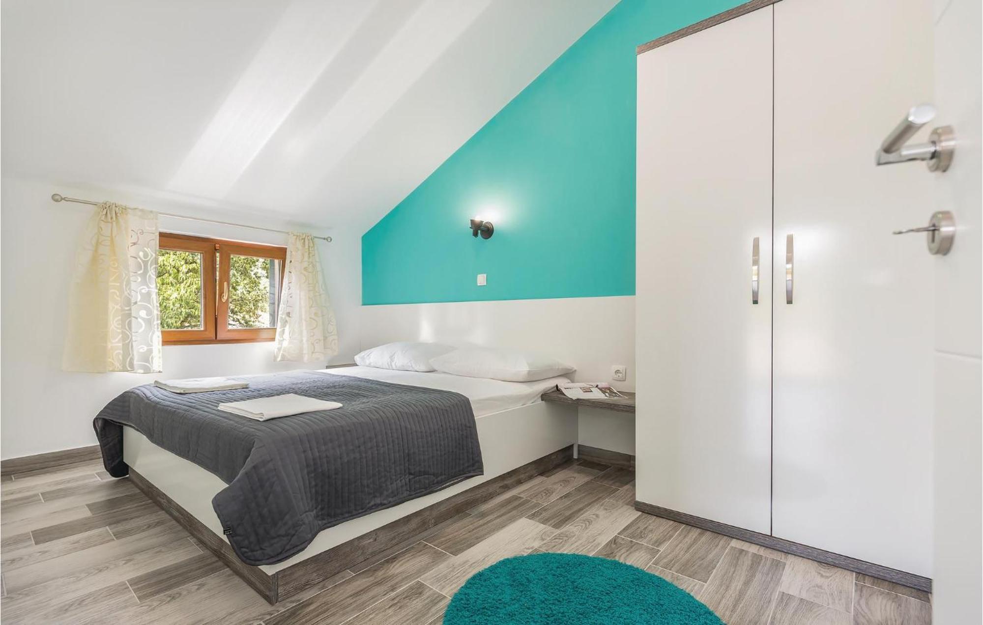 6 Bedroom Gorgeous Home In Zagvozd Bagian luar foto