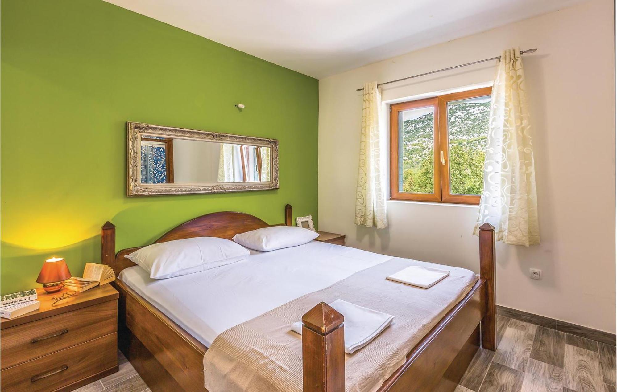 6 Bedroom Gorgeous Home In Zagvozd Bagian luar foto